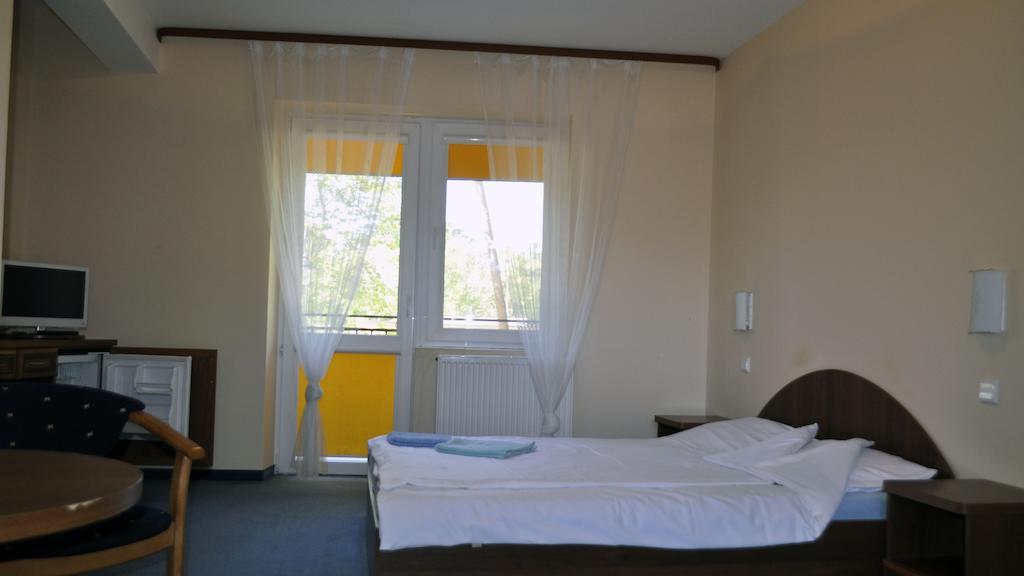 Pensjonat Resident Krynica Morska Rom bilde